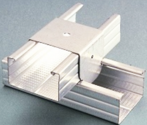 Συνδετήρας-ανάρτηση προφίλ 60x27, οπή Φ6mm, 100τεμάχια/κουτί.